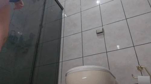 Bbw Goddess Lara Lee - Giantess pees on you