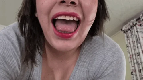 Alice Scott - Turning You into a gummy bear