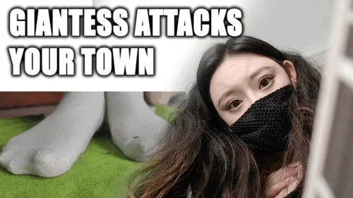 Giantess And Tiny - Giantess attacks a tiny town