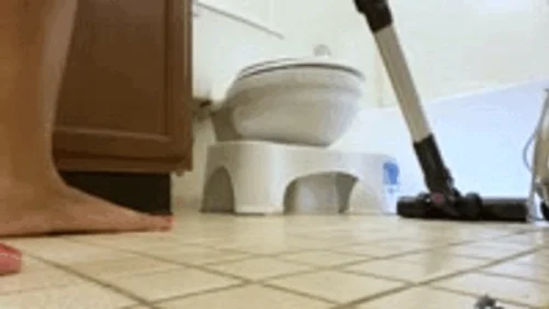 Mxdominionakacrushgoddess Clips - Teenie trying to escape Giantess Vacuum 1080 smaller