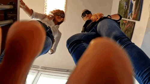 Madame Marissa - Tiny guy caught in the office by the giantesses (small version)