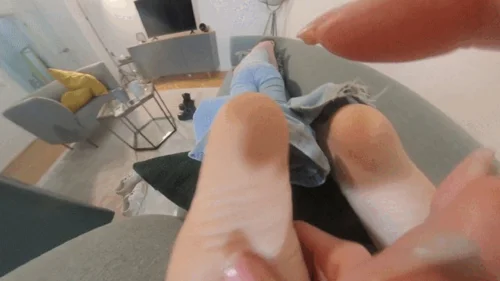 Winzlings Shrinking Clips - Maryana and Olya in: Giantess Survival Training 4K Version VR360