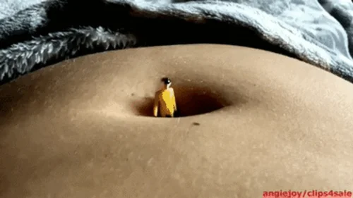 Angiejoy - Guy digging into her navel