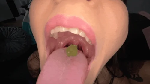 Ginary's Giantess Adventures - Goth Giantess Goddesses Devours Bowl Of Shrunken Gummy Tinies With Mistress Selene & Sorceress Morgana (HD 1080p MP4)