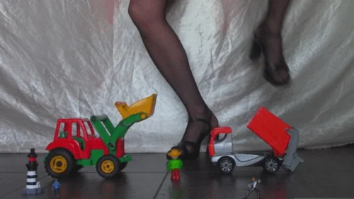 Cute College Gal Going Naughty - Squeezing, Vore Giantess In Town