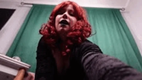 Deanna's Clip Store - Wifes Special Black Lipstick Shrinks you Forever MP4 640