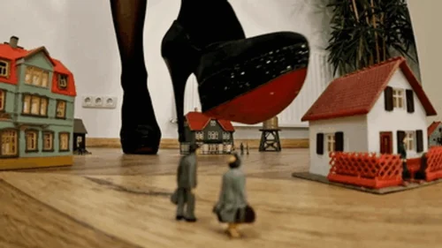 Madame Marissa - Small village and tinies crushed under my high heels (small version)