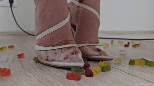 Heels Daze Org - Unaware Giantess Ironing in Clear Heels 2