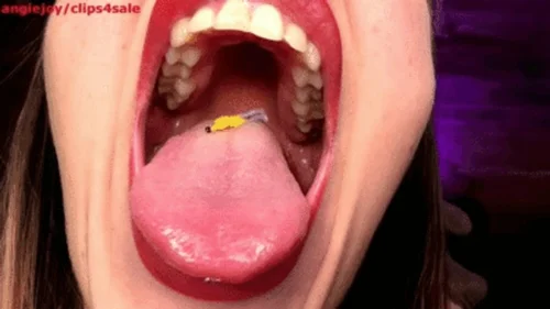 Angiejoy - He'a playing with my tongue wmv