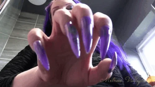 Mxtress Valleycat - Gothic Giant Taunts You With Long Nails