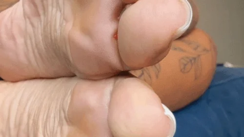 Sweetfeetsys Sweet Shoppe - I caught you tiny!