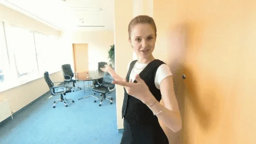 Winzlings Shrinking Clips - Claudia's cruel revenge on her colleague 6K VR360