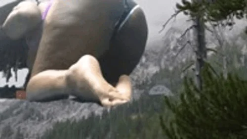 Mxdominionakacrushgoddess Clips - Tinies make mistake Building Home in Mountains 4K smaller
