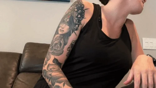 Giantess Ashton - The Power of Hate