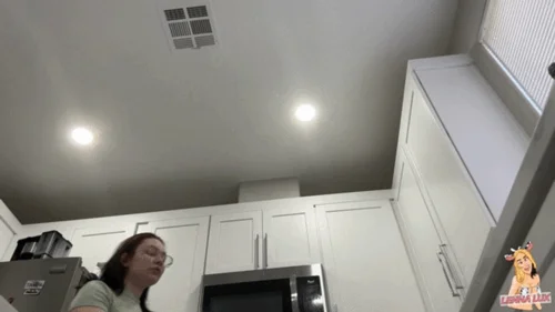 Lenna Lux - Burping Bitch Giantess