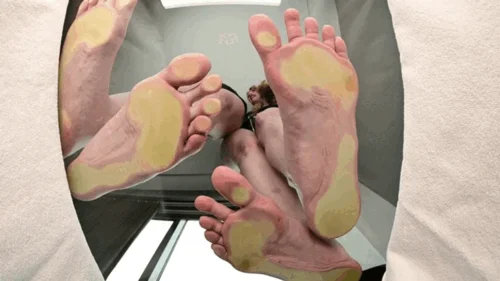 Amateur Soles Giantess And Footjobs - Goddess Charlie and Brookyln Bully used too much shrinking juice - MOV