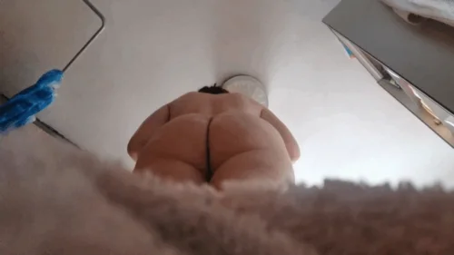 Nicoletta Embassi - The giantess inside the shower 4K