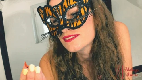 Cheese Queen Malaya Darcie - Du kannst dich nicht vor Riesin verstecken VORE auf Deutsch