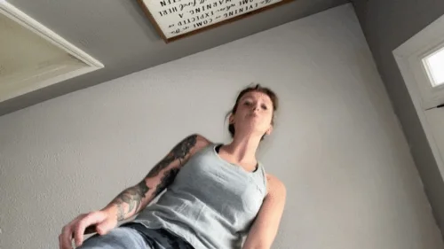 Giantess Ashton - Squishy Cushion