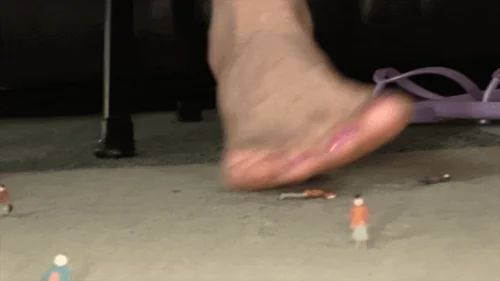 Ginary's Giantess Adventures - Card Playing Unaware Giantesses Stomp On Shrunken Tinies With Gia Love, Naejae Onyxx, & Ziva Fey (SD 720p WMV)