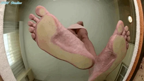Amateur Soles Giantess And Footjobs - Savannah Costello 's missing stepson 