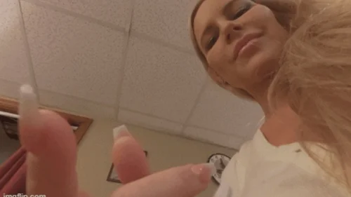 Shrink U Down - Terrorized by giantess Charlie Kristine VR4K