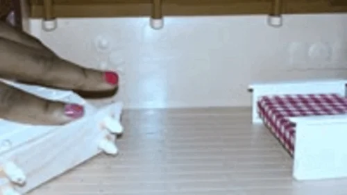 Mxdominionakacrushgoddess Clips - Teenie Hiding from Giantess in House POV 1080smaller