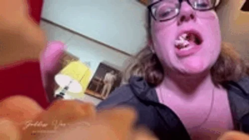 Sxysolesofv - I Just Want To Lick You Up! My Tiny Bf Shrinks Himself