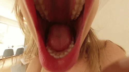 Winzlings Shrinking Clips - Eva and her Ex 4K version VR360