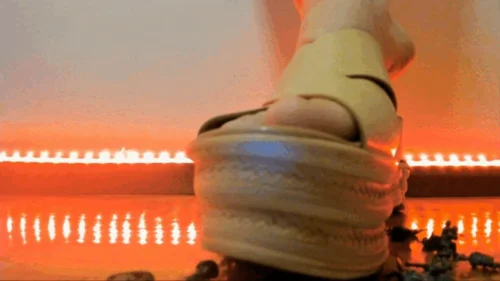Nicoletta Embassi - The Italian giantess crushes the toy soldiers 4K