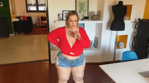 Hugeboobserin - Tiny BBWs have magic potion