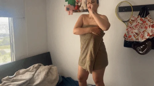 Latinvibes - 4K Bratty stepdaughter is a giantess that use stepfather as slave for fun