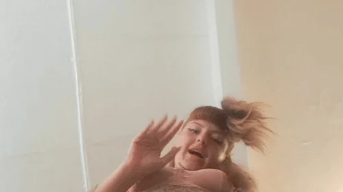 Yourfavecumslut - GIANTESS SQUISHES YOU!