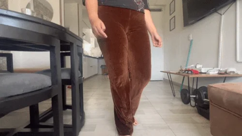 Latinvibes - 1080P Now a poem from a giantess to her ballbusting slave
