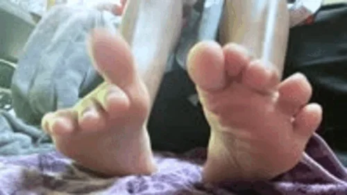 Mxdominionakacrushgoddess Clips - Foot Domination - Goddess Teases Slave as she makes Soles and legs Soft and Silky Smooth POV, Foot Worship, Tease and Denial, Foot Fetish 1080