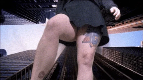 Deanna's Clip Store - *850x480* Giantess attacks city and eats you!-Vore fantasy MP4