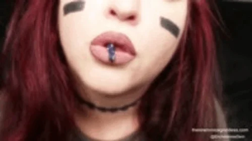 Thesirenvoicegoddess - Giantess Domination