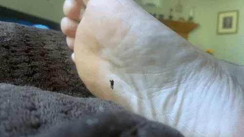 Mxdominionakacrushgoddess Clips - Giantess Special Effects - Playful Teenie Climbing all over Giantess MXDominions Giant Soles Giantess, Shrinking fetish, Foot Worship  1080 smaller