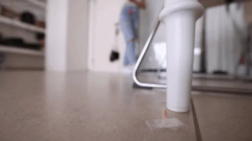 Giantess Shrinking Feet - Worried (1080p)