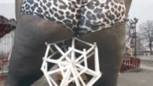Mxdominionakacrushgoddess Clips - Giantess - Giantess MXDominion Visits the Carnival , female domination, crush, giantess special effects  4k