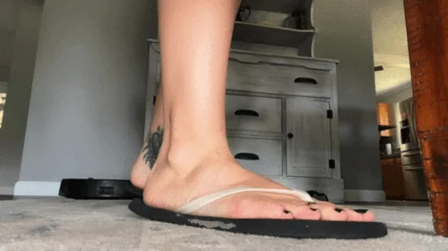Giantess Ashton - Giant Girlfriend