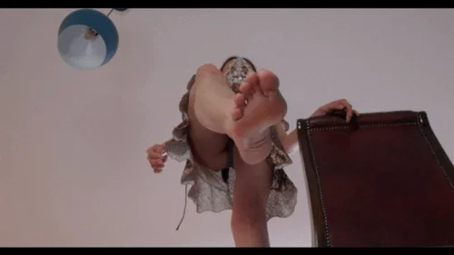 Custom Clips - Giantess Amber - Will Step On You - HD 2560x1440
