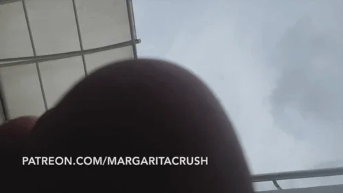 Margaritacrush - Unaware giantess steps on tiny people