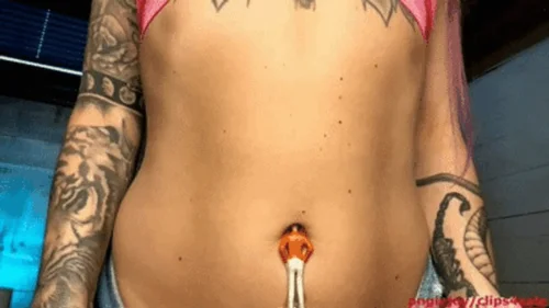 Angiejoy - Overpowered by the giantess wmv
