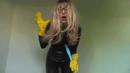 Cute College Gal Going Naughty - Useless Bf Shrunk & Made To Clean