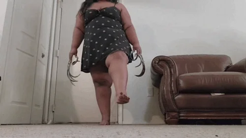 The Rabbit Hole - MERCIFUL GIANTESS