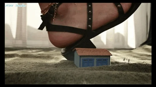 Amateur Soles Giantess And Footjobs - 6ft Queen sandal and barefoot crush GIANTESS SFX - MOV