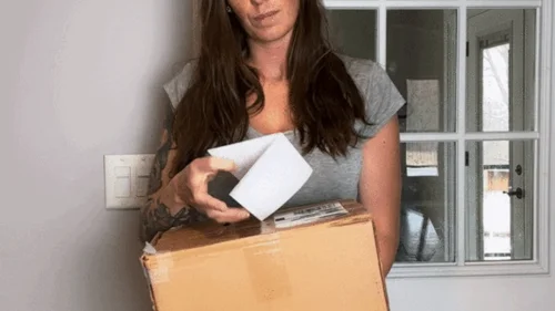 Giantess Ashton - Late Gift