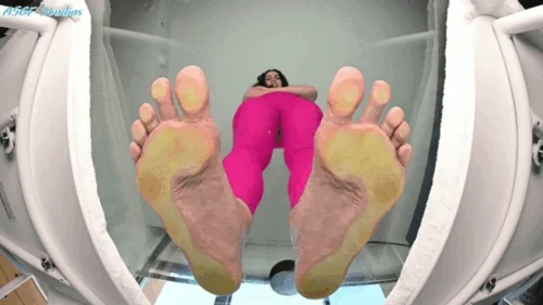 Amateur Soles Giantess And Footjobs - Being Tiny means you belong to a GIANT like her! MASSIVE GIANTESS FOOT CRUSH AND WORSHIP!- MOV