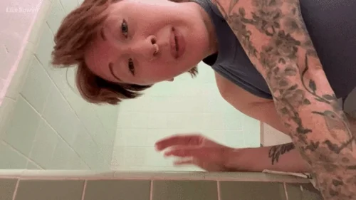 Ellie Rowyn - Giantess Showers